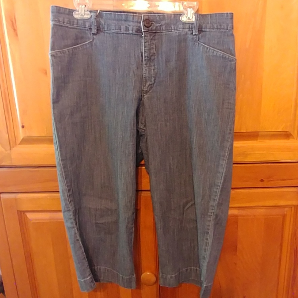 Lee Capri pants size 14